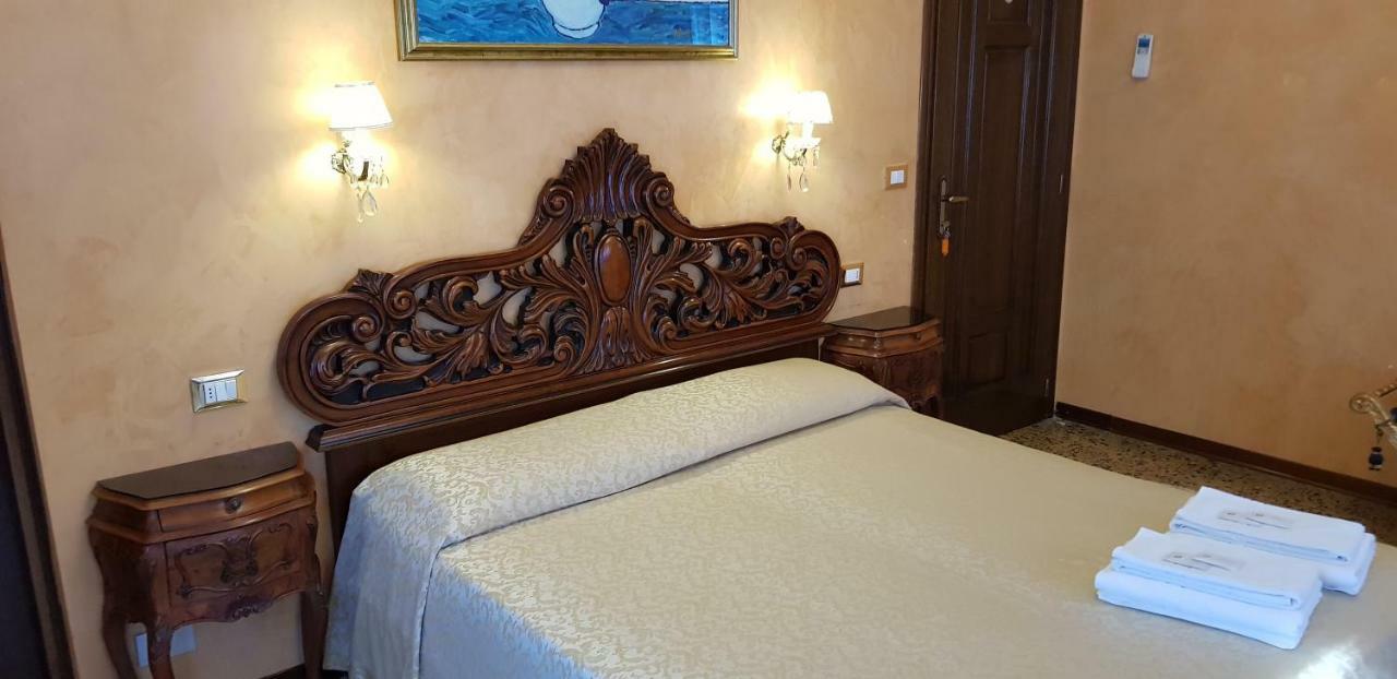 Bb Venezia Bed & Breakfast ภายนอก รูปภาพ