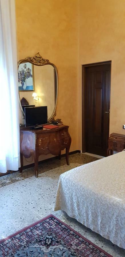 Bb Venezia Bed & Breakfast ภายนอก รูปภาพ