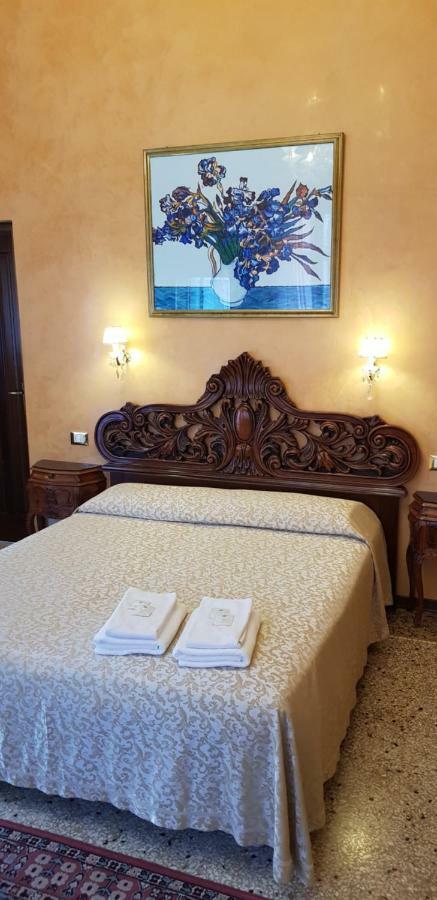 Bb Venezia Bed & Breakfast ภายนอก รูปภาพ